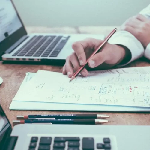كيف تختار البرنامج التدريبي الأنسب لك